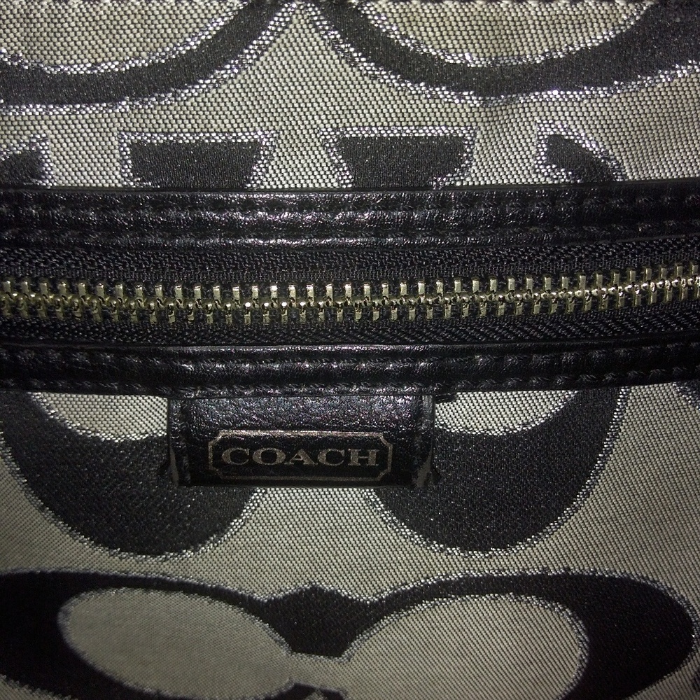 Authentic "Coach" backpack - Picture 5 of 5